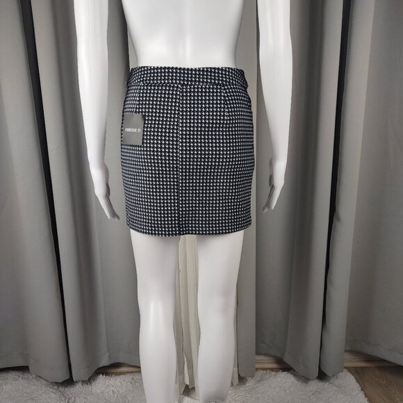 Forever 21 Cotton Blend Houndstooth Mini Skirt Button Front Pockets Black XS NWT - Picture 5 of 10